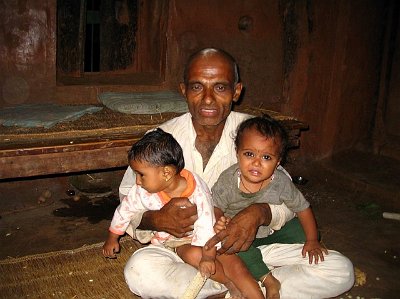 Bhakundebesi Schulbau 2007 229.jpg